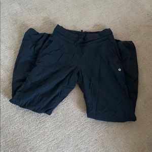 Lululemon size 4 studio lined pants